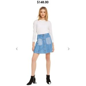 Wild fox denim skirt.